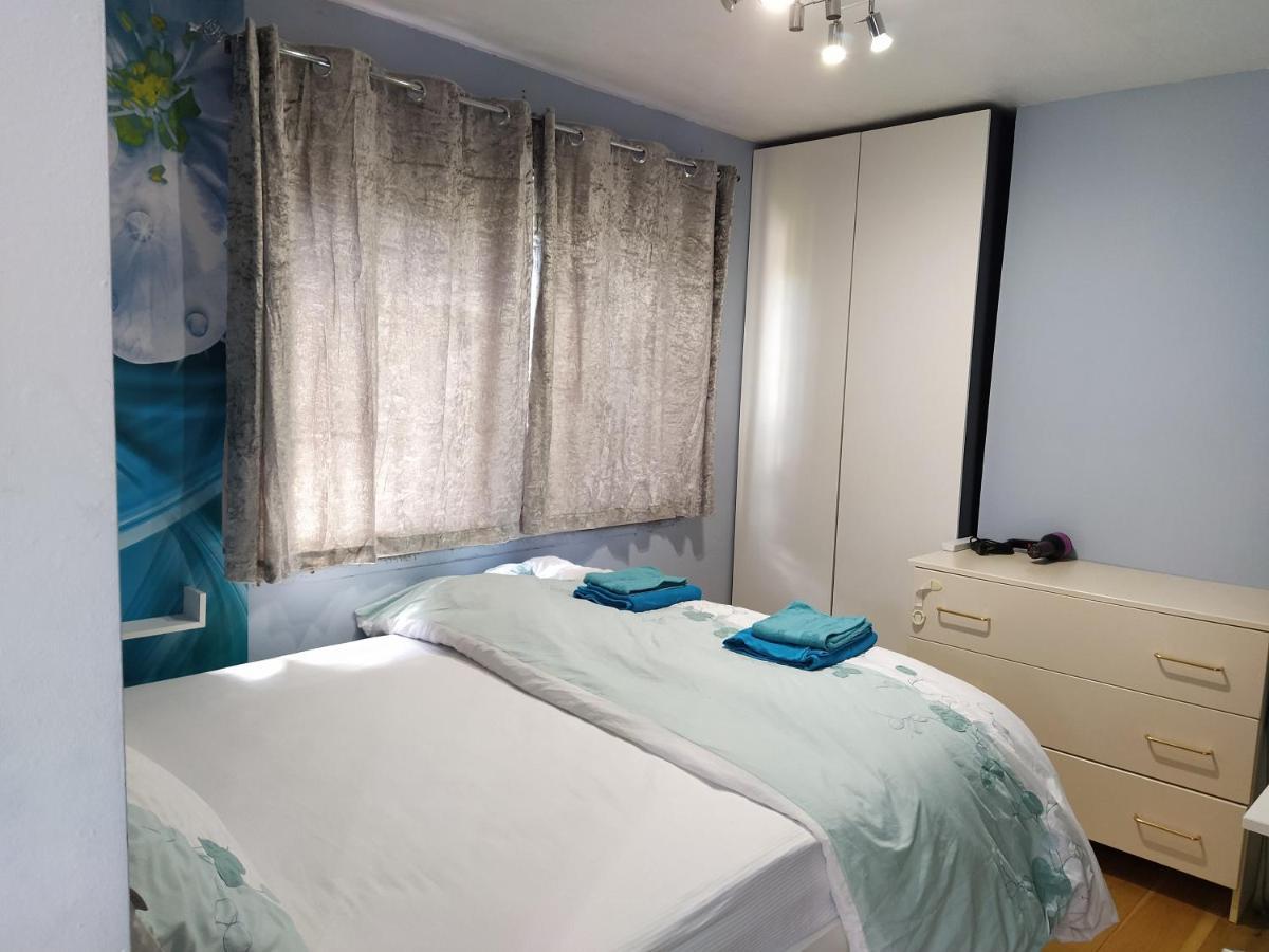 Self Catering Studio Flat Apartment Единбург Екстериор снимка