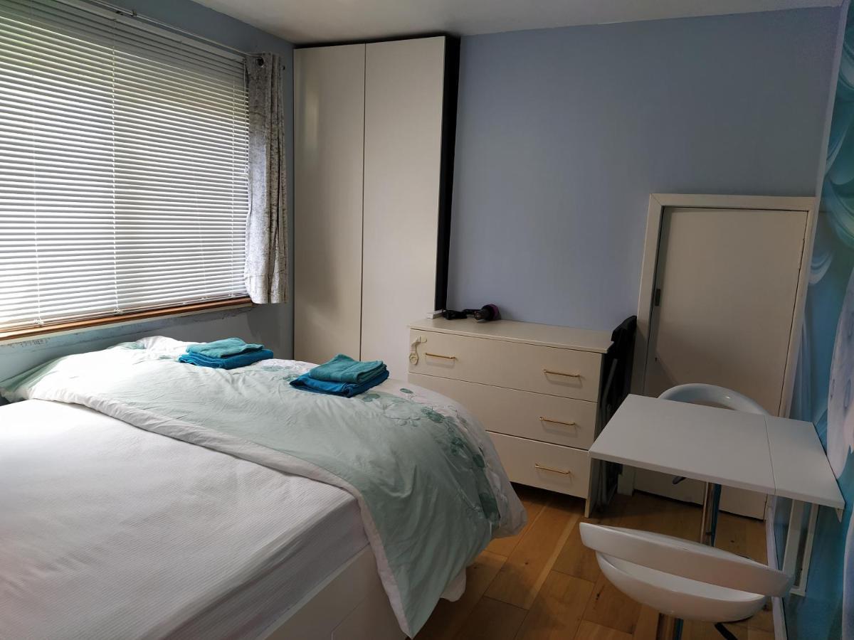 Self Catering Studio Flat Apartment Единбург Екстериор снимка