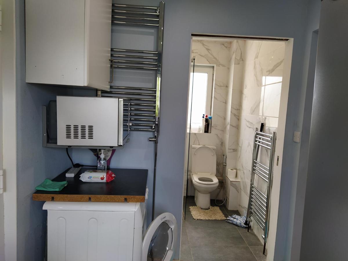 Self Catering Studio Flat Apartment Единбург Екстериор снимка